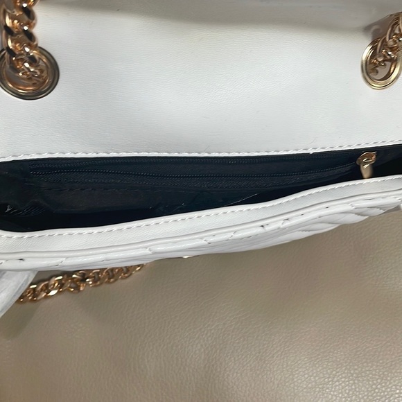 L.A. Express Woman’s Purse - Picture 4 of 4